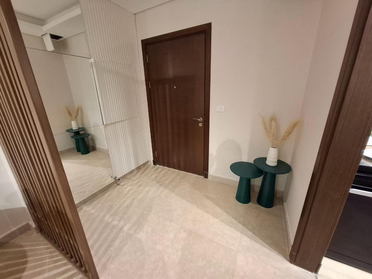 Mynt Stay Zed West Residence 2 Bedroom E1E213 Sheikh Zayed City Exterior photo